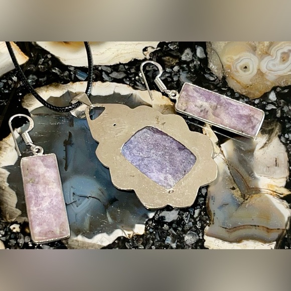 “The Peace Stone” Lepidolite Pendant & Earrings Set - Picture 11 of 13